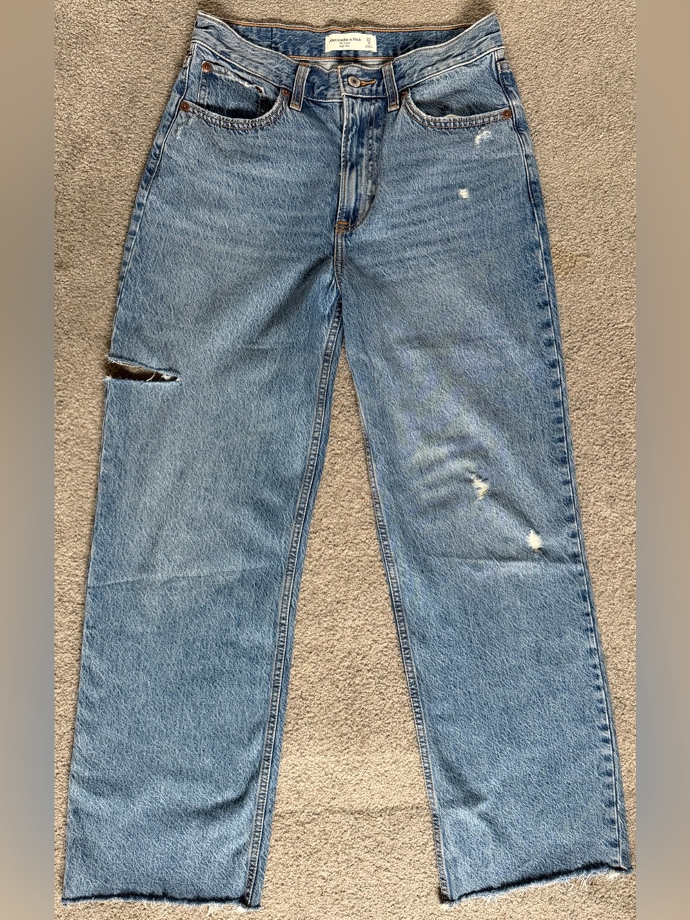 Abercrombie & Fitch “The Loose” High Rise Jeans, size 27 / 4R